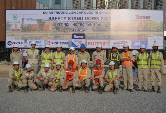 Sigma phối hợp cùng Turner tổ chức ngày hội “Safety Stand-down” tại dự án Chadwick International School